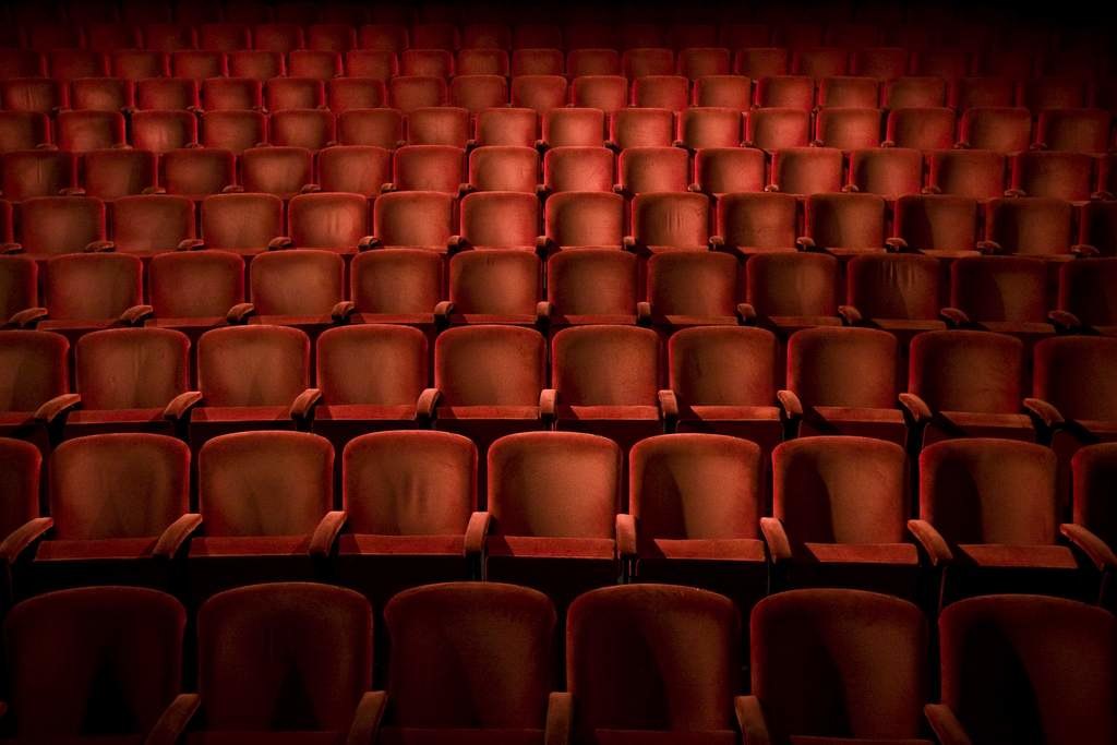 Theatre | Image Credit: Wikimania2009 Damián Buonamico , Wikimania 2009 - Seats of Alvear Theater, CC BY 3.0