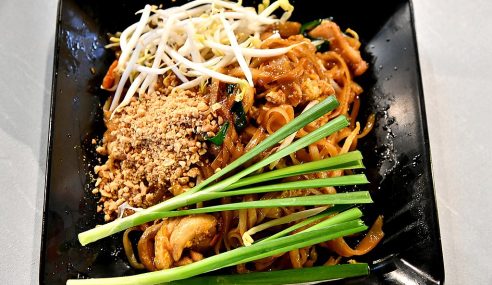 Find the best Pad Thai in Bangkok, Thailand