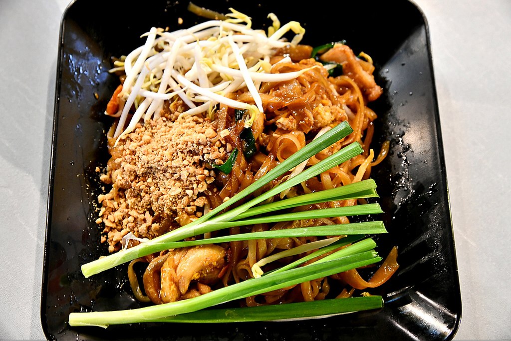 Find the best Pad Thai in Bangkok, Thailand