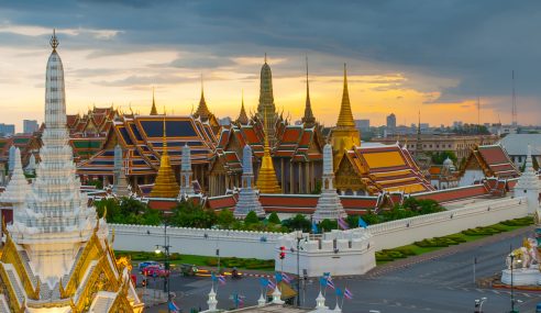 The Best Places to Marvel – Magnificent Wat Arun