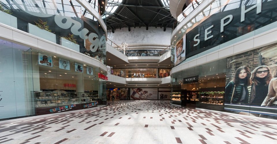 Ultimate Guide to Bangkok’s Shopping Malls – From gleaming floors to street-level energy
