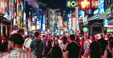 Living Like a Local in Bangkok – Everyday Moments & Authentic Experiences