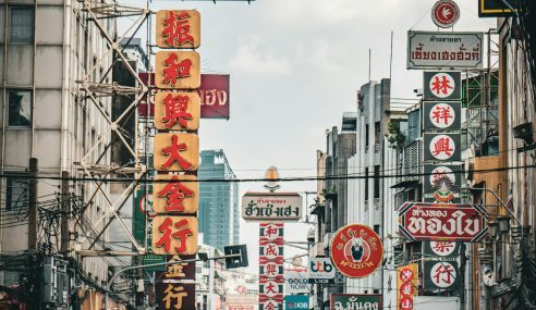 The Rhythm of Ratchada: Why Travellers Choose It for Short and Convenient City Stays