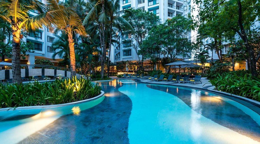 Hotels vs Serviced Apartments in Bangkok: Which is Better for Families?